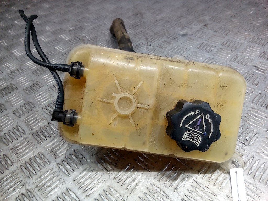 

Бачок расширительный Citroen C5 1, C5 1