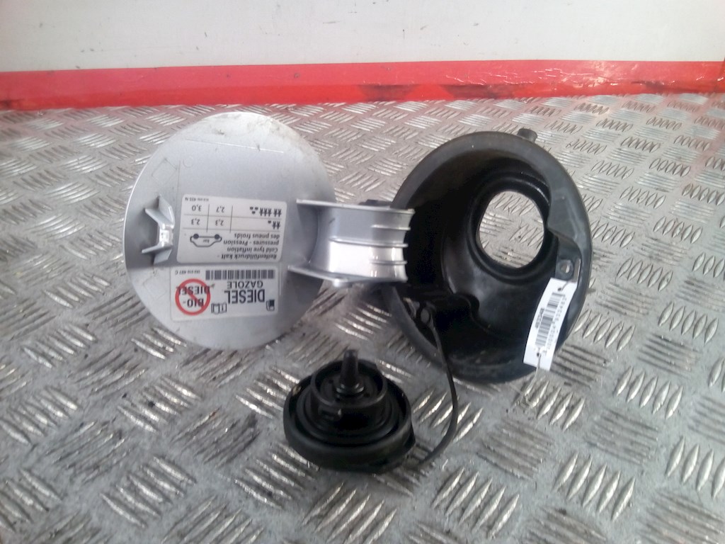 

Лючок бензобака Volkswagen Passat 6, Passat 6