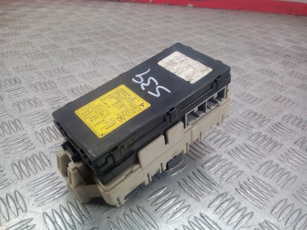

Блок предохранителей Mitsubishi Galant 8, Galant 8