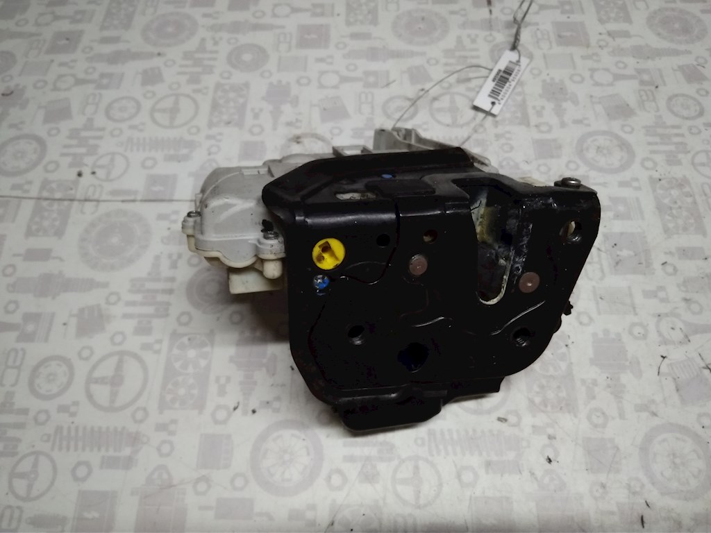 

Замок двери задней левой Audi A6 C6, A6 C6