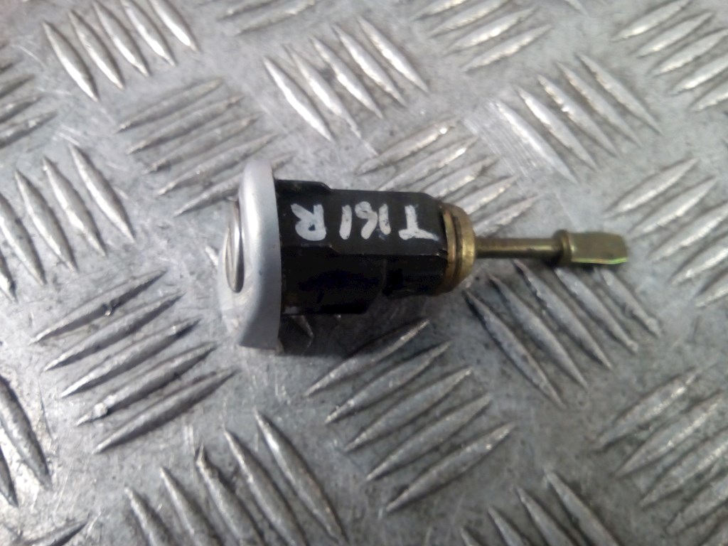 

Личинка дверного замка Volkswagen Passat 5, Passat 5