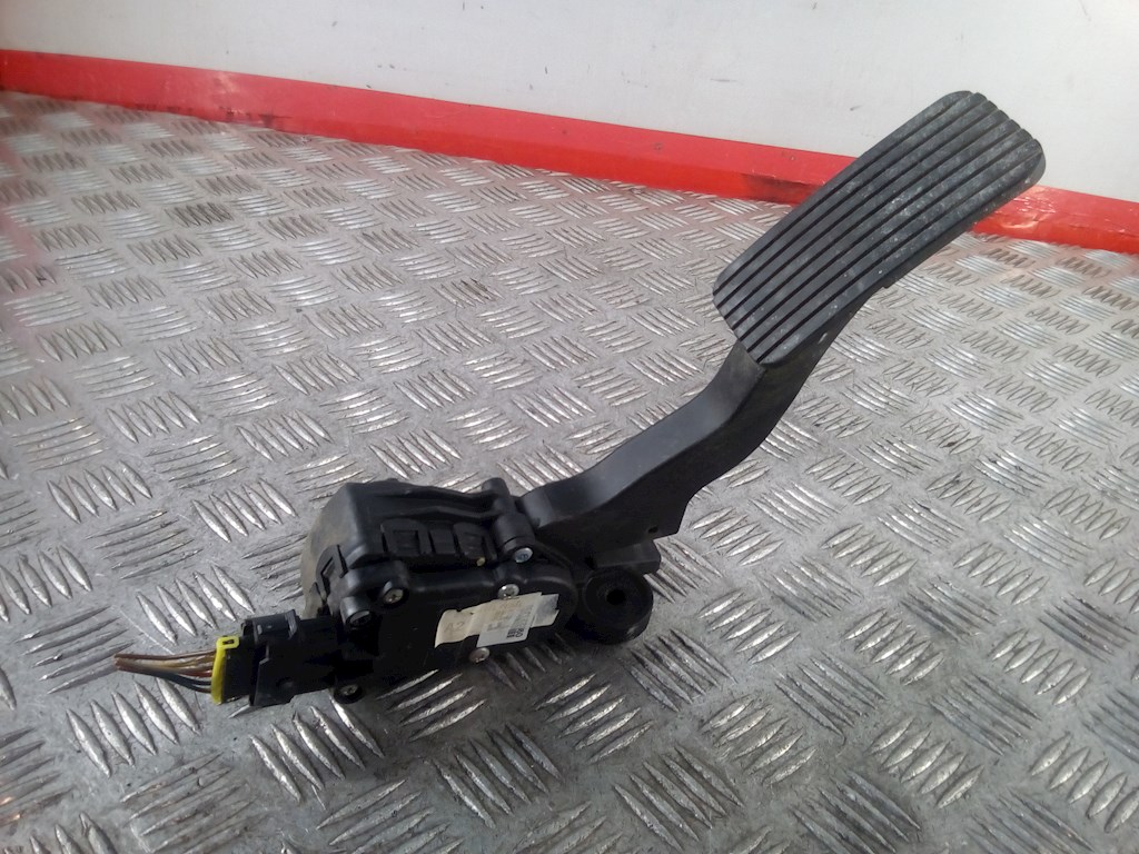 

Педаль газа Kia Ceed, Ceed