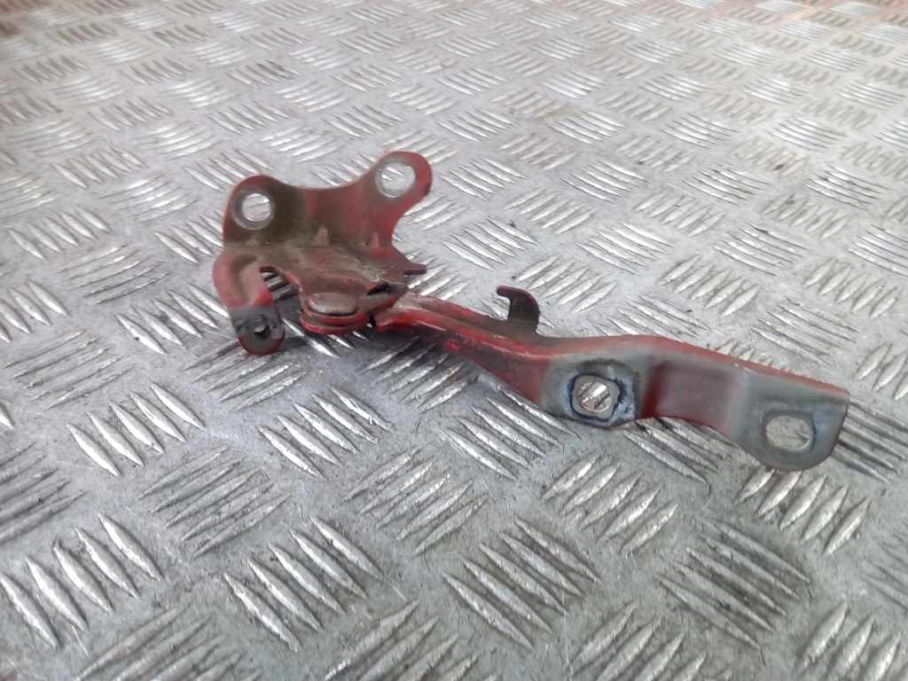 

Петля капота левая Hyundai i 30, i 30