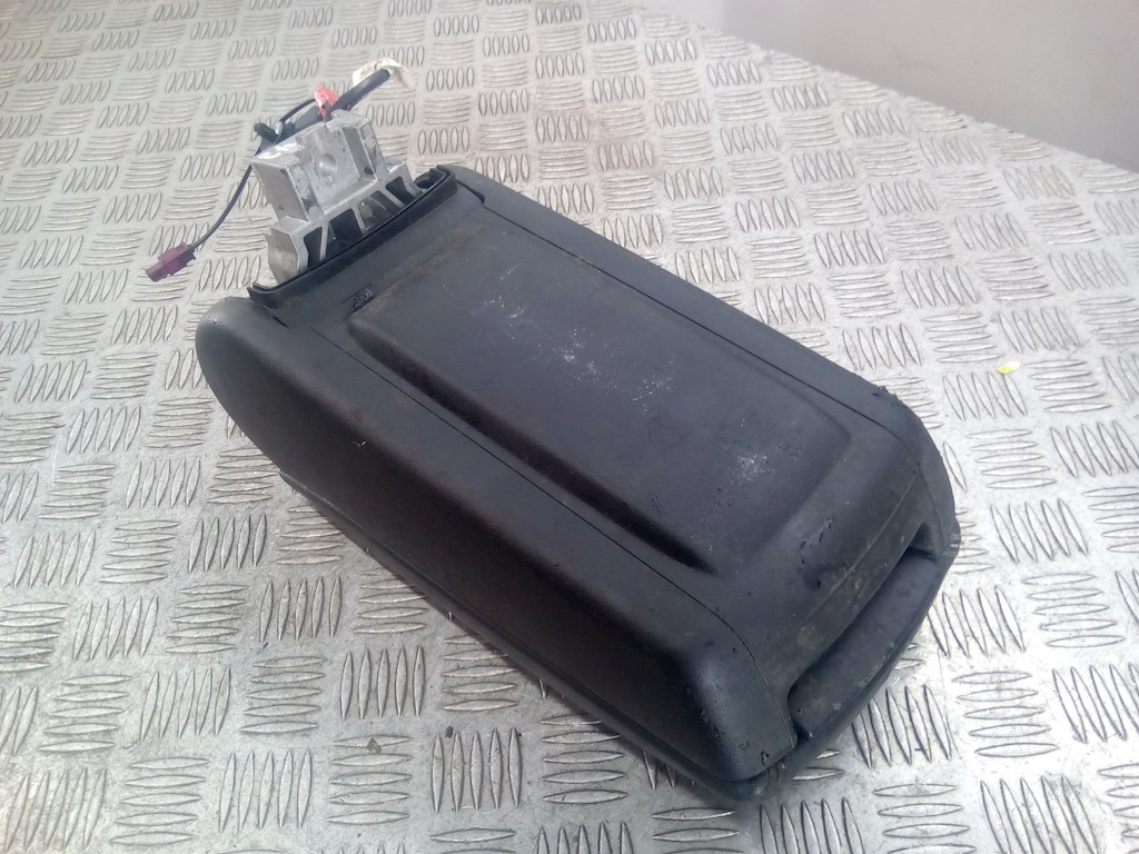 

Подлокотник Audi A6 C6, A6 C6