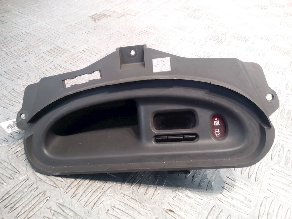 

Дисплей компьютера (информационный) Renault Scenic 1, Scenic 1
