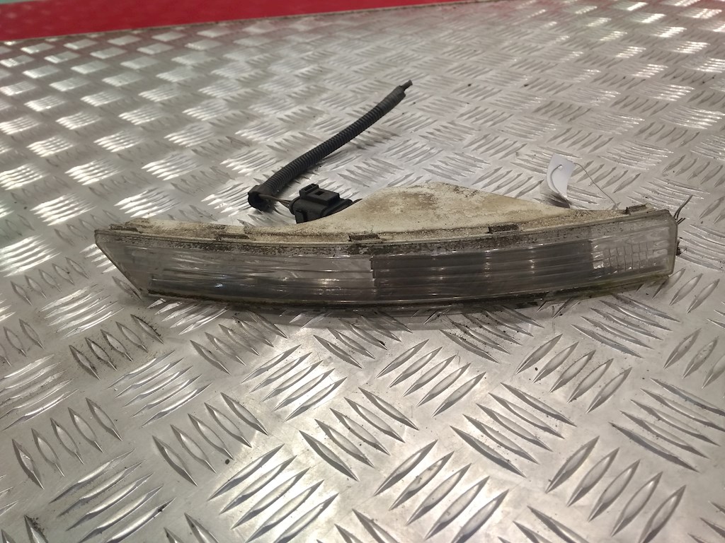 

Поворотник правый Volkswagen Passat 6, Passat 6