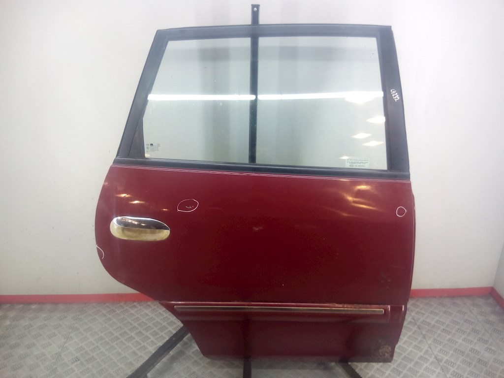 

Дверь задняя правая Kia Carens (RS), Carens (RS)