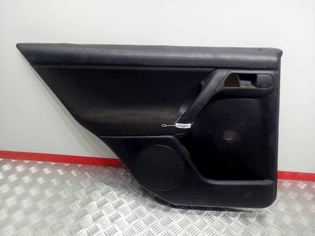 

Обшивка (карта) двери задней левой Volkswagen Golf 3, Golf 3