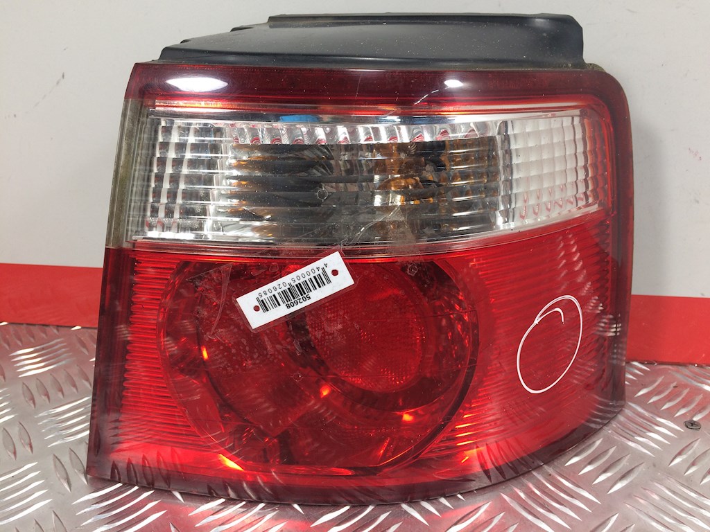 

Фонарь задний правый Kia Carens (RS), Carens (RS)
