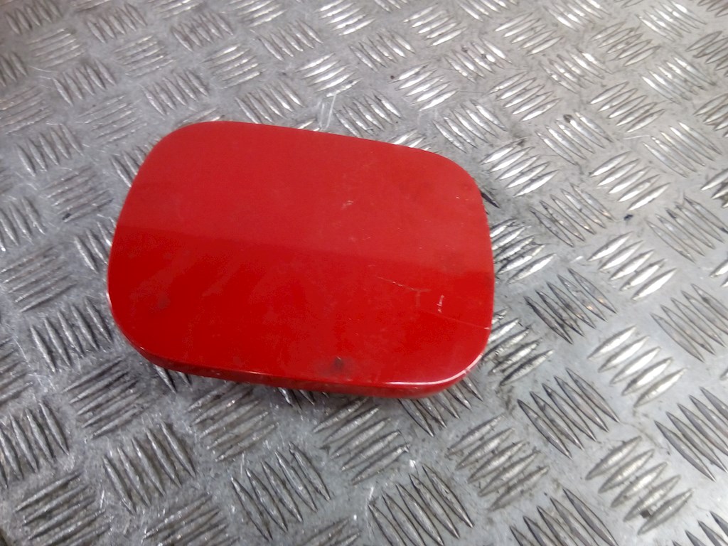 

Лючок бензобака Toyota Corolla 9, Corolla 9