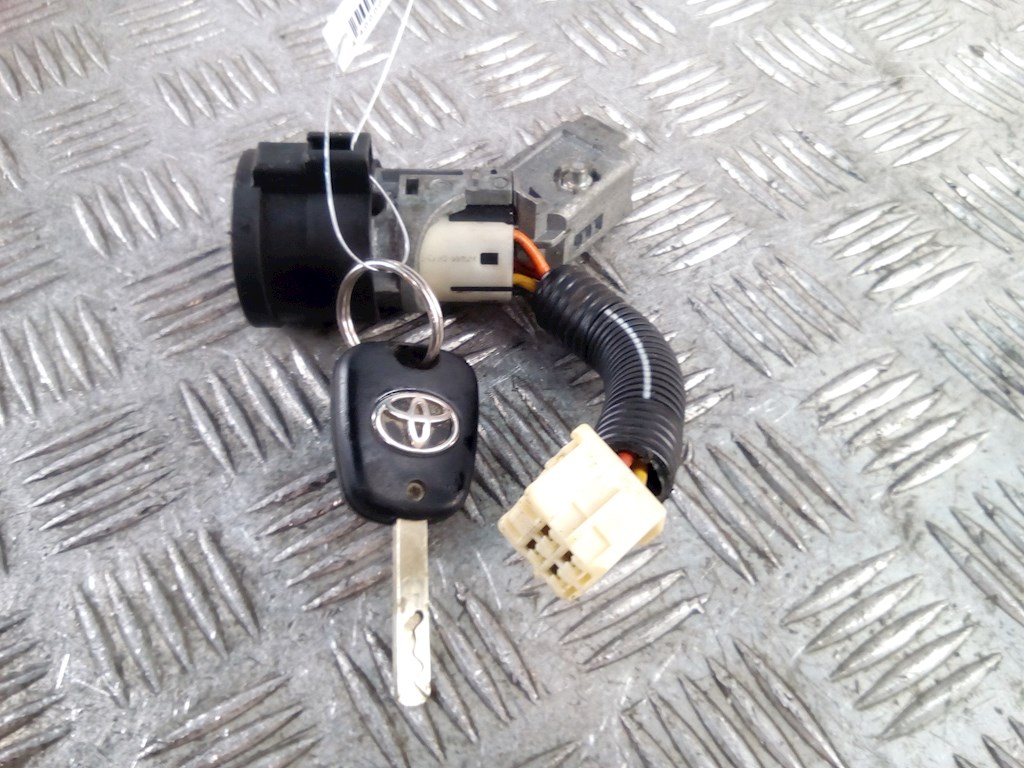 

Замок зажигания Toyota Aygo, Aygo