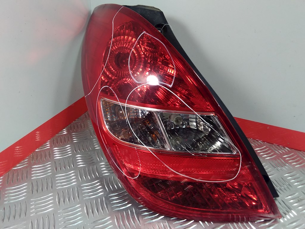 

Фонарь задний левый Hyundai i20, i20