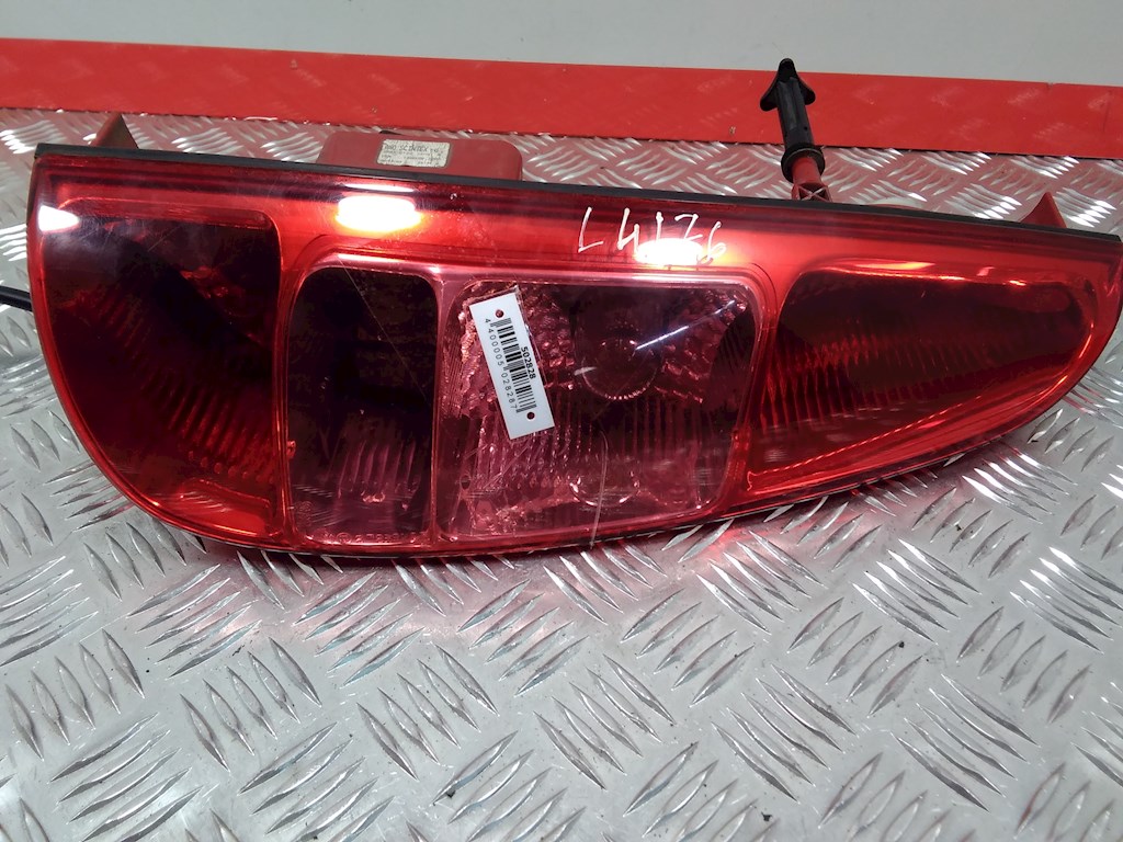 

Фонарь задний левый Peugeot 807, 807