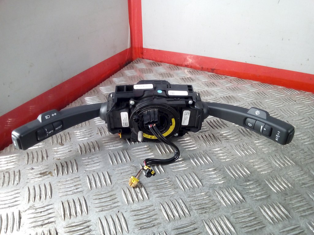 

Переключатель поворотов и дворников (стрекоза) Volvo S80 2, S80 2