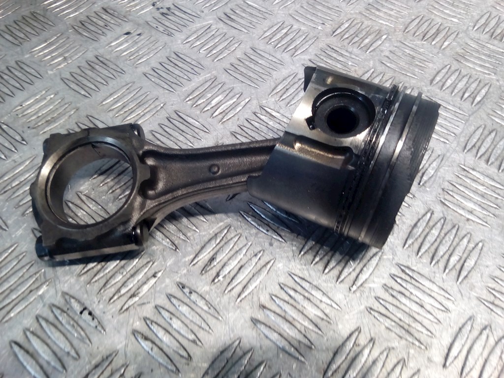 

Поршень с шатуном Opel Astra G, Astra G