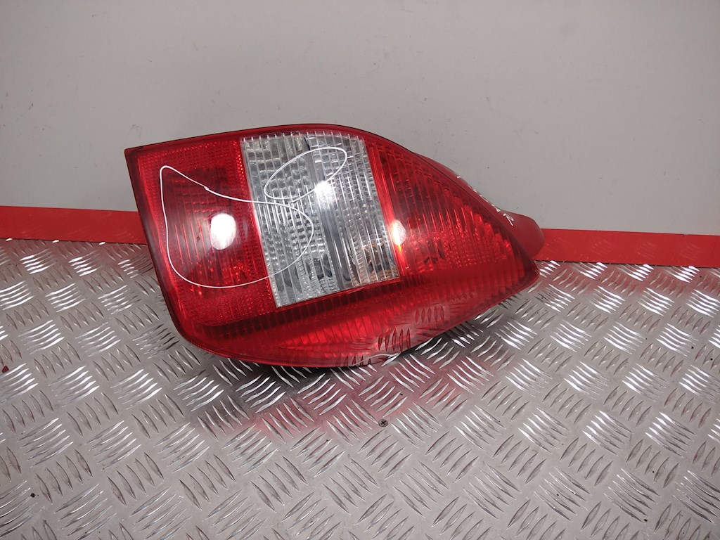 

Фонарь задний правый Citroen C2, C2