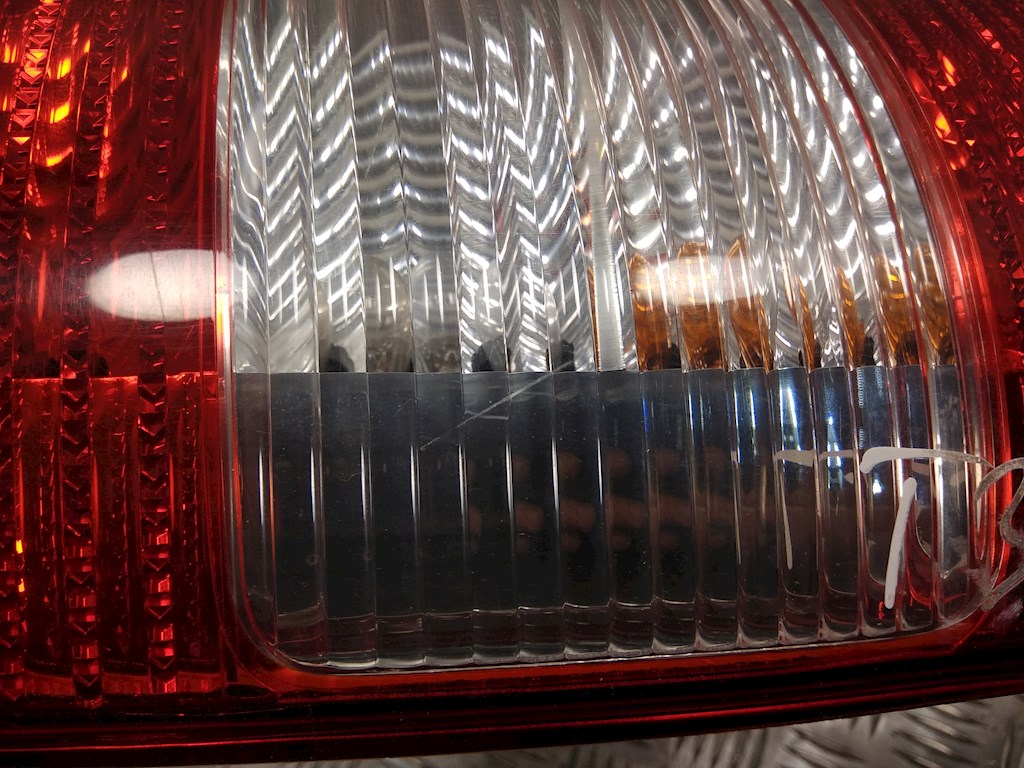 

Фонарь задний левый Volkswagen Caddy 3, Caddy 3