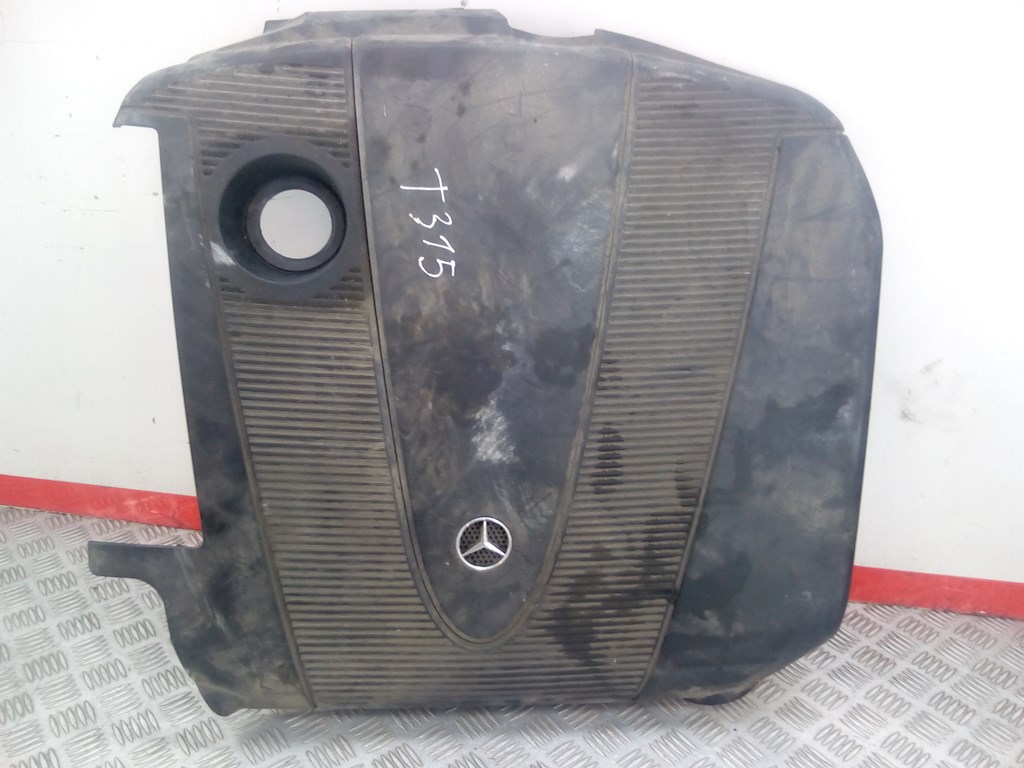 

Накладка декоративная (на ДВС) Mercedes W203 (C Class), W203 (C Class)