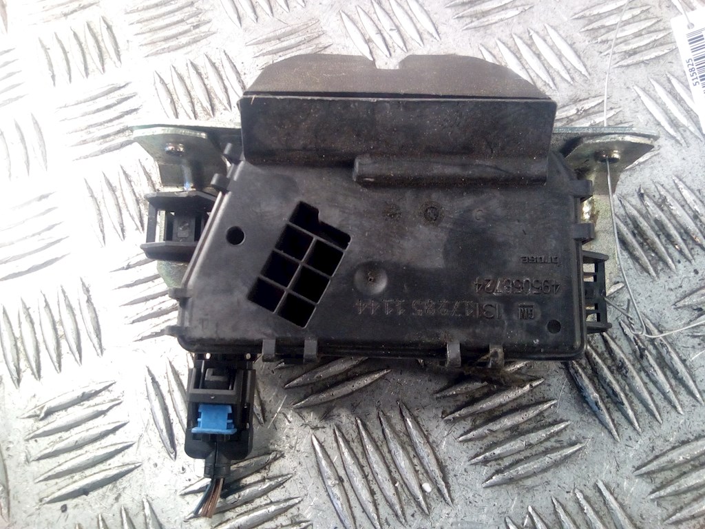 

Замок крышки (двери) багажника Opel Astra H, Astra H