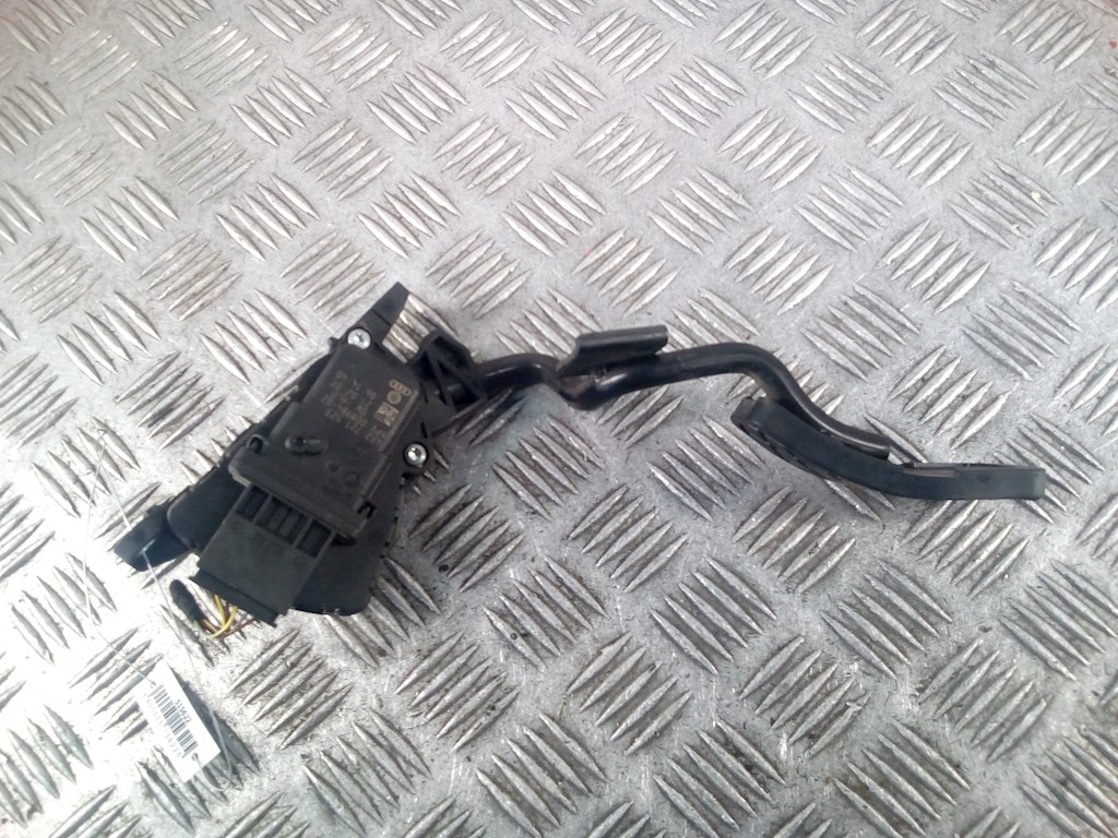 

Педаль газа Audi A6 C6, A6 C6