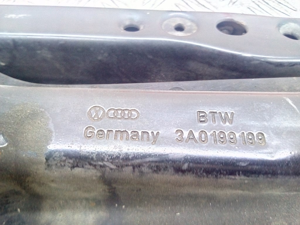 

Балка радиатора Volkswagen Passat 4, Passat 4