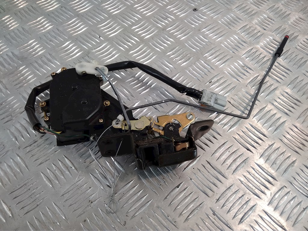 

Замок крышки (двери) багажника Honda Accord 5, Accord 5