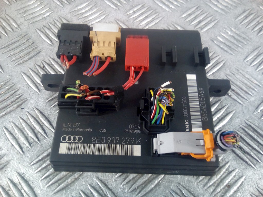 

Блок комфорта Audi A4 B7, A4 B7