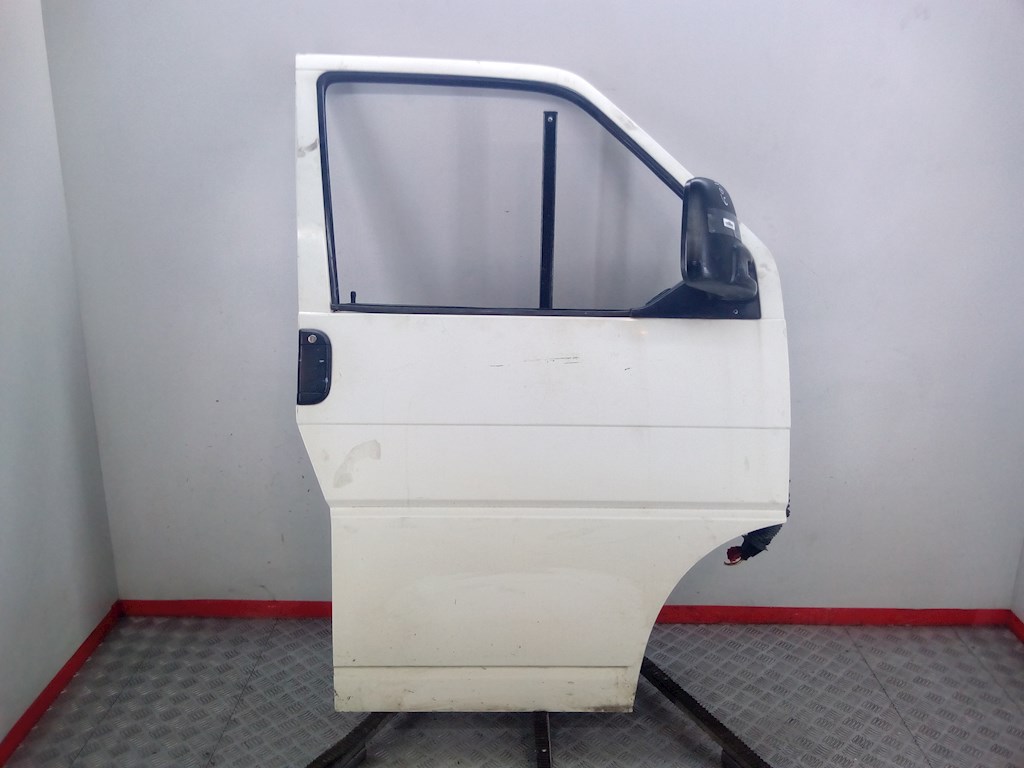 

Дверь передняя правая Volkswagen T4, T4