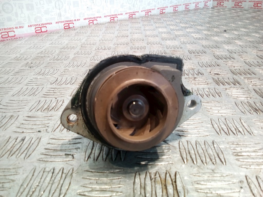 

Насос водяной (помпа) Volkswagen Golf 4, Golf 4