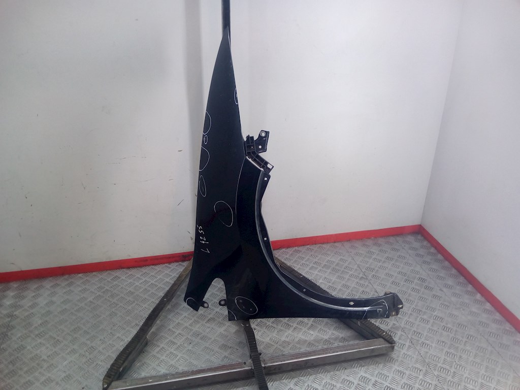 

Крыло переднее правое Honda Civic 8, Civic 8