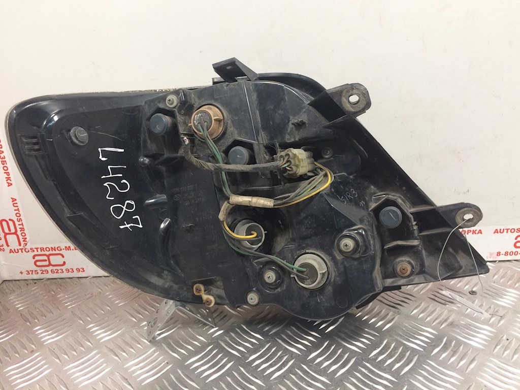 

Фонарь задний правый Subaru Impreza 2, Impreza 2