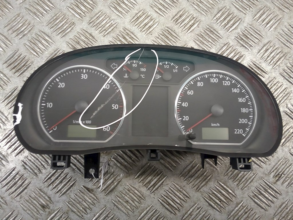 

Панель приборная (щиток приборов) Volkswagen Polo 4, Polo 4