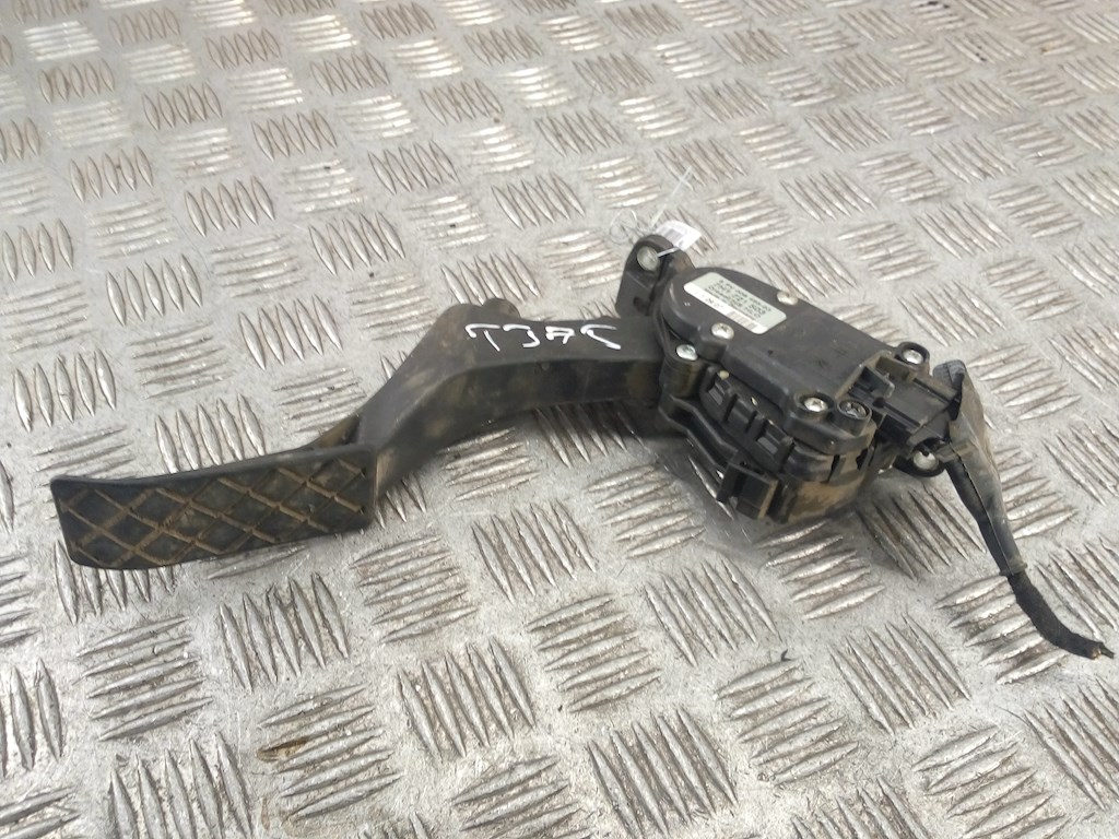 

Педаль газа Volkswagen T5, T5