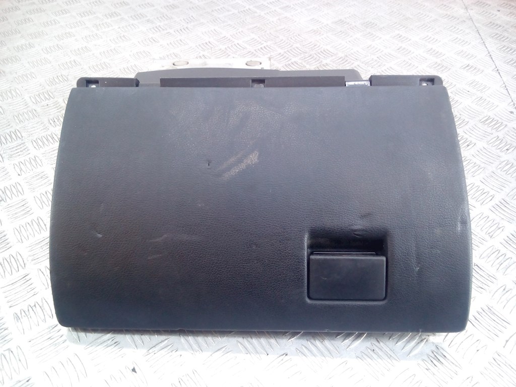 

Бардачок (вещевой ящик) Opel Astra G, Astra G