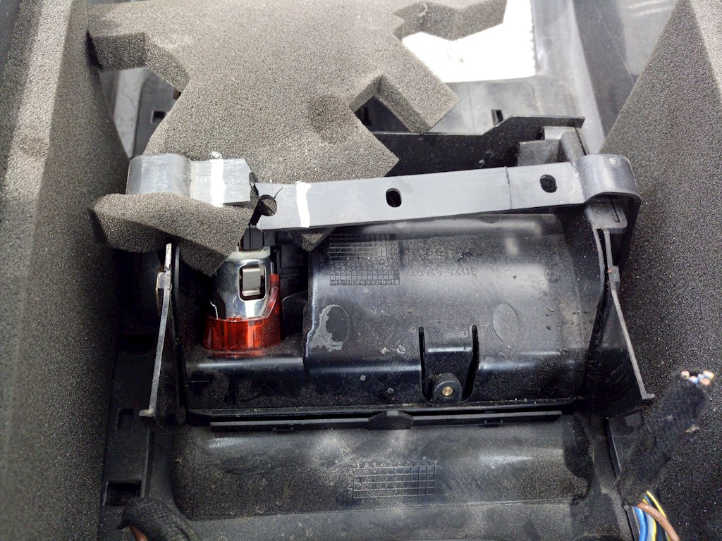 

Консоль салона (кулисная часть) Volkswagen Sharan, Sharan