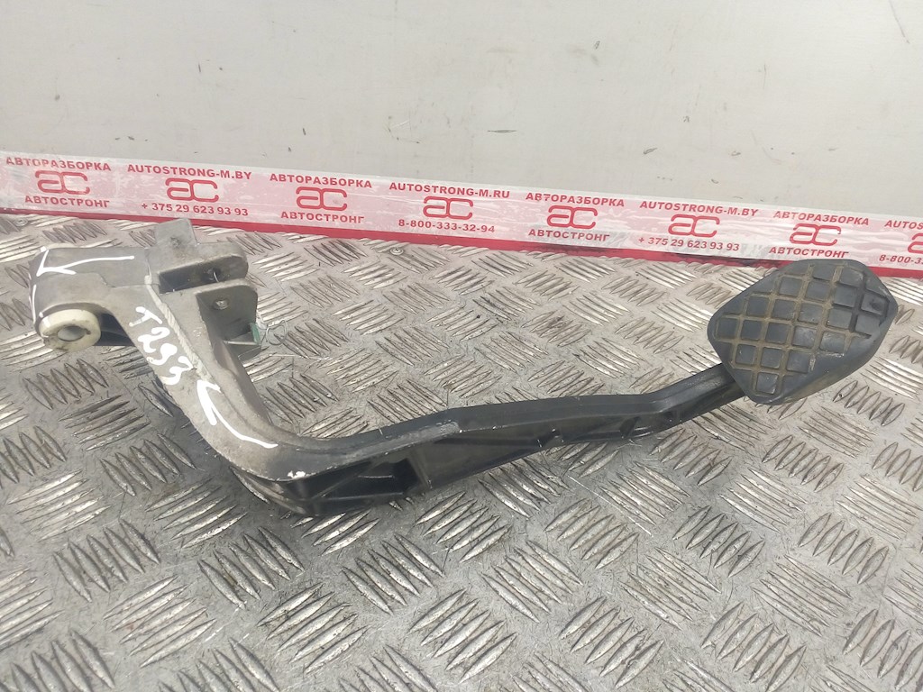 

Педаль сцепления Audi A4 B5, A4 B5
