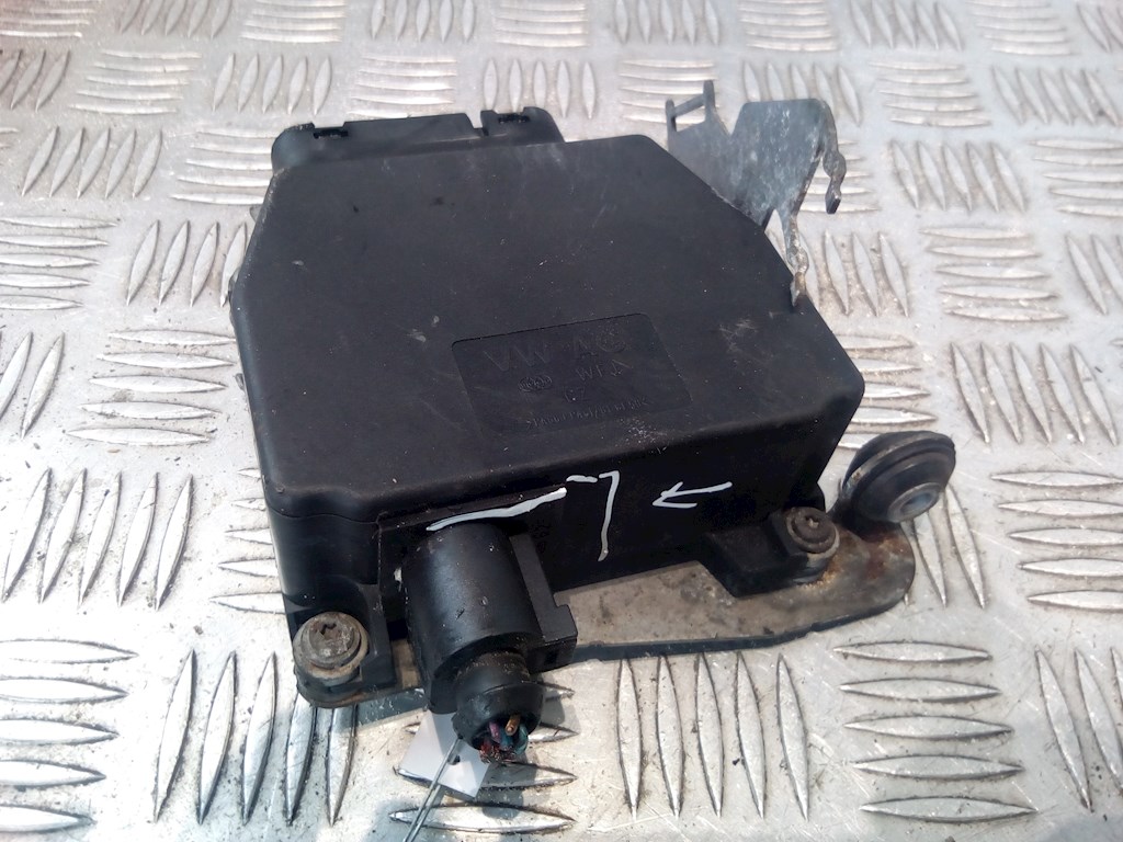 

Клапан электромагнитный Volkswagen Passat 6, Passat 6