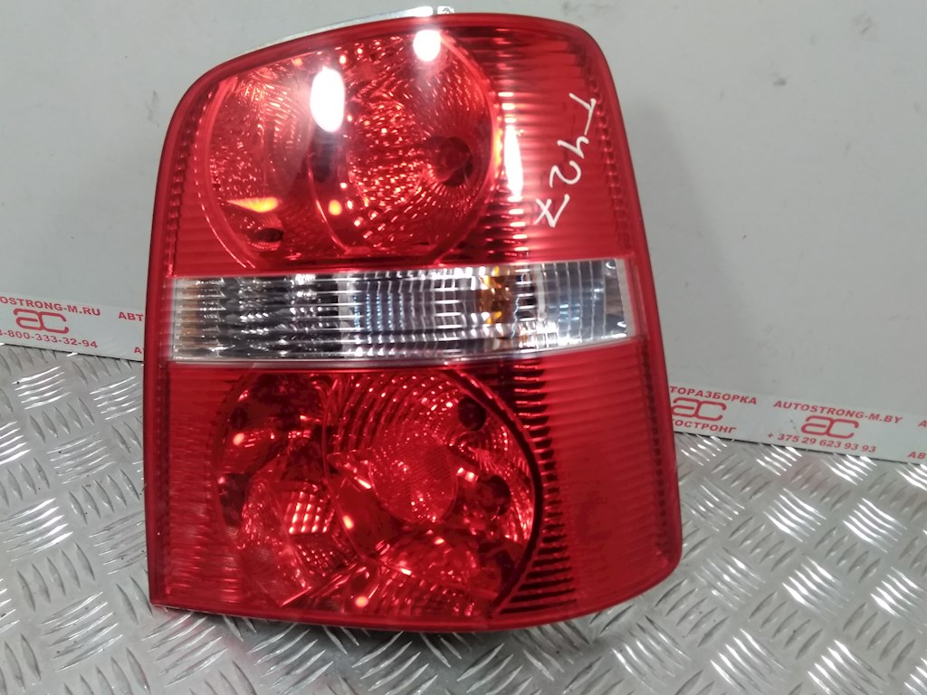 

Фонарь задний правый Volkswagen Touran, Touran