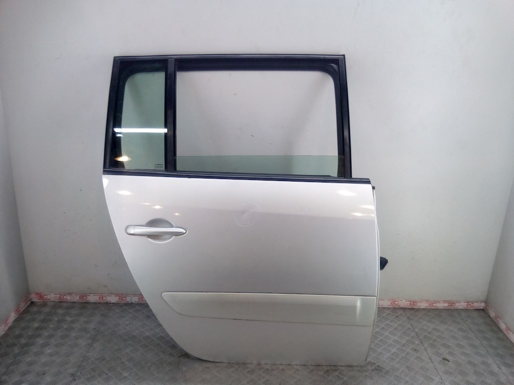 

Дверь задняя правая Renault Espace 4, Espace 4