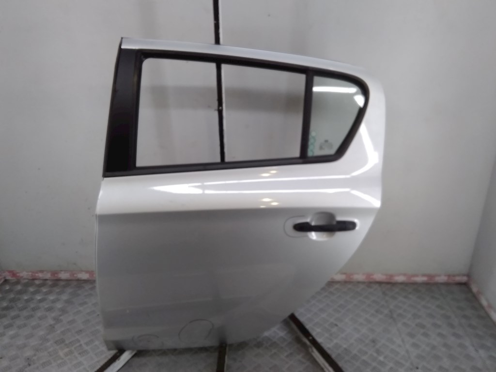 

Дверь задняя левая Hyundai i20, i20