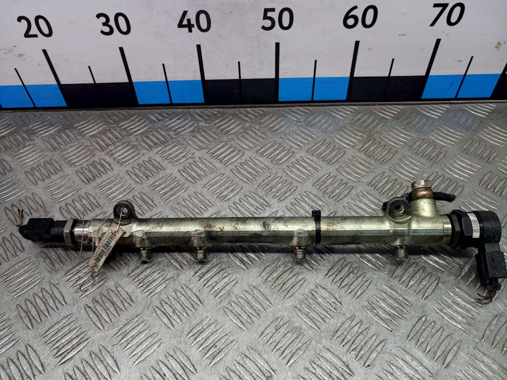 

Рампа топливная Mercedes W203 (C Class), W203 (C Class)