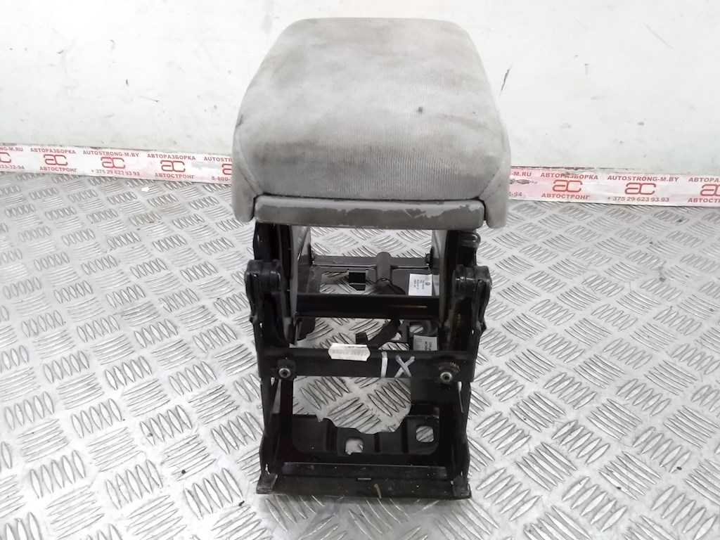 

Подлокотник Volkswagen Passat 5 GP, Passat 5 GP