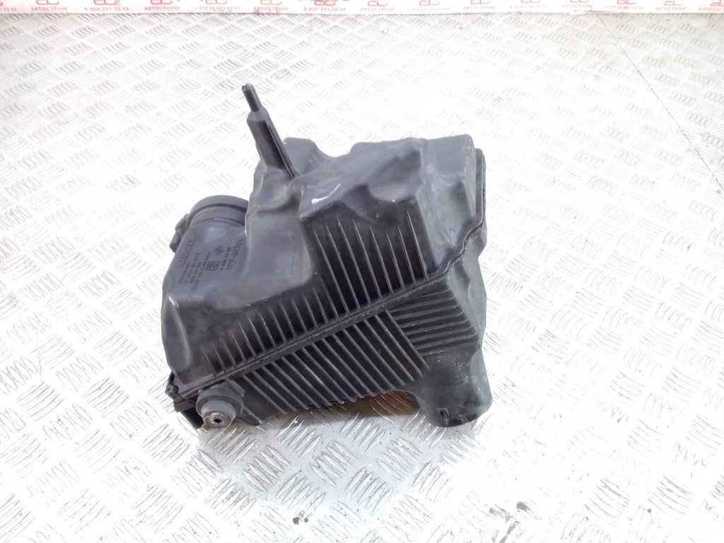 

Корпус воздушного фильтра Renault Scenic 2, Scenic 2
