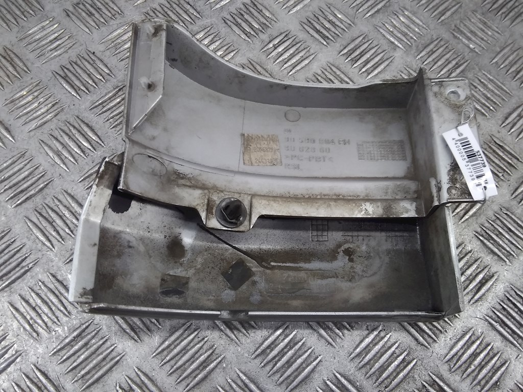 

Накладка под фонарь правая (ресничка) Opel Zafira A, Zafira A