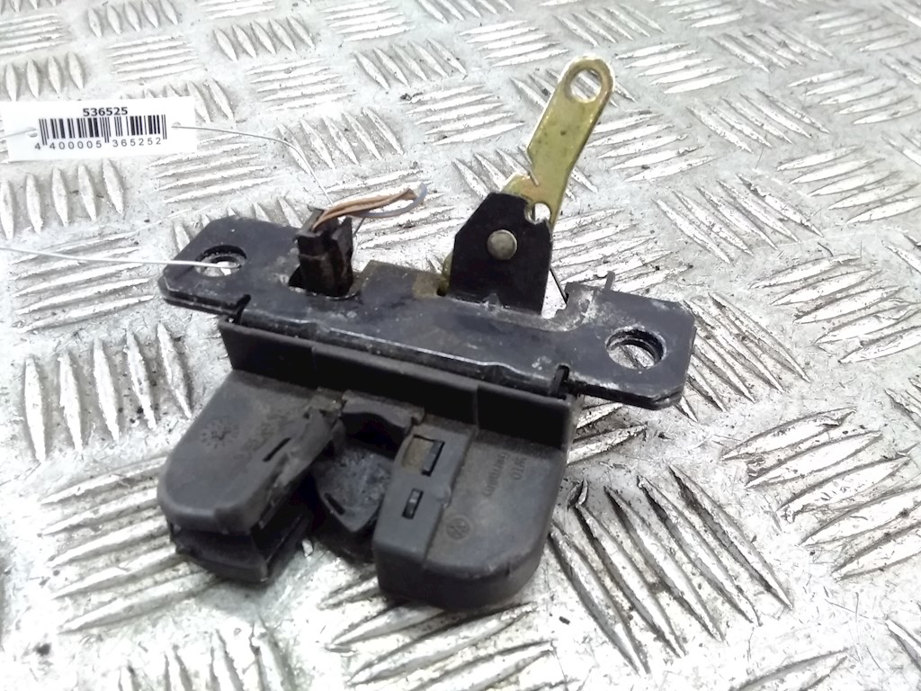 

Замок крышки (двери) багажника Volkswagen Golf 4, Golf 4