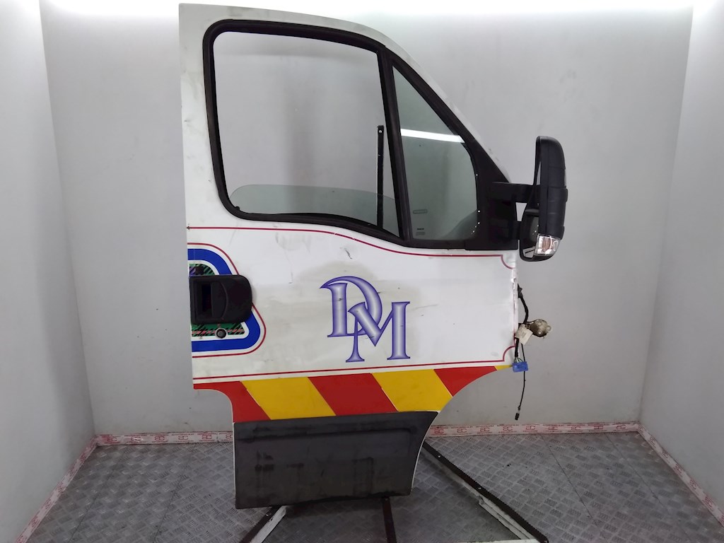 

Дверь передняя правая Iveco Daily 4, Daily 4
