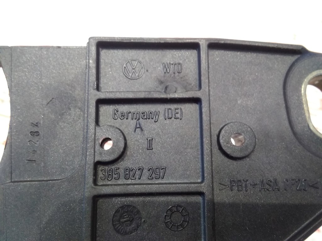 

Ручка крышки багажника Volkswagen Passat 5 GP, Passat 5 GP