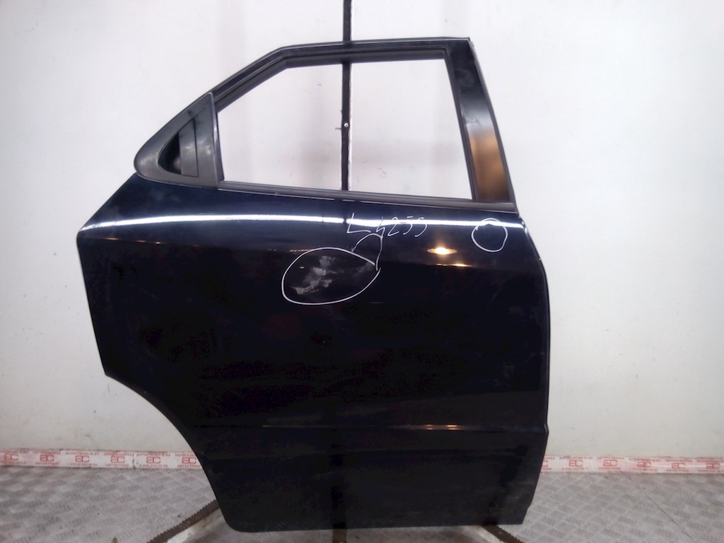 

Дверь задняя правая Honda Civic 8, Civic 8