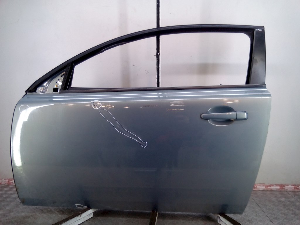 

Дверь передняя левая Volvo C30, C30