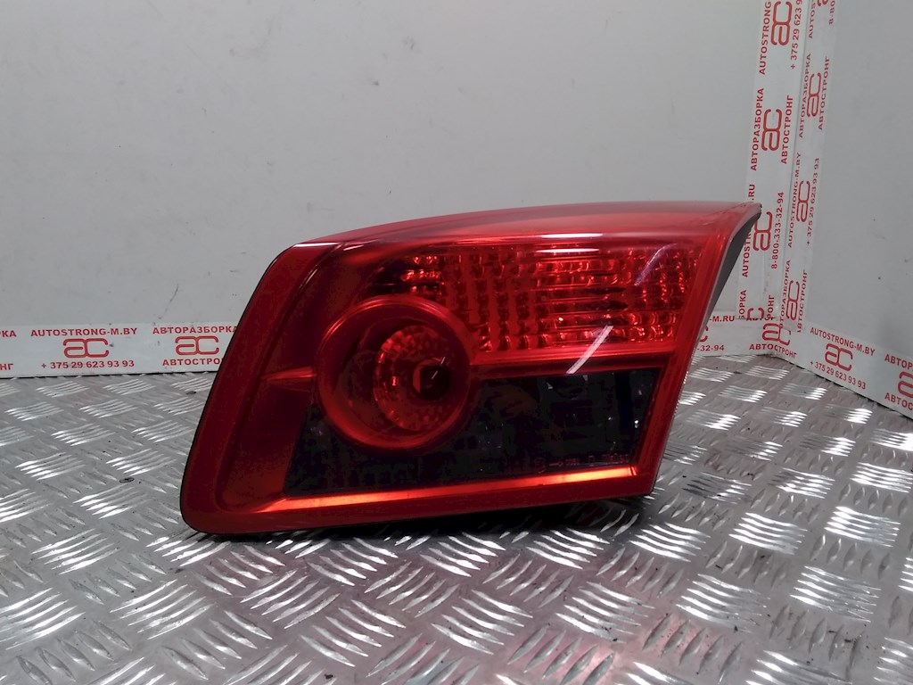 

Фонарь крышки багажника правый Renault Vel Satis, Vel Satis